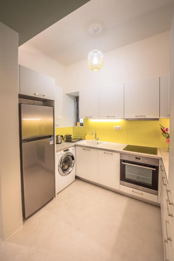 The Olive Tree Apartment เอเธนส์ ภายนอก รูปภาพ